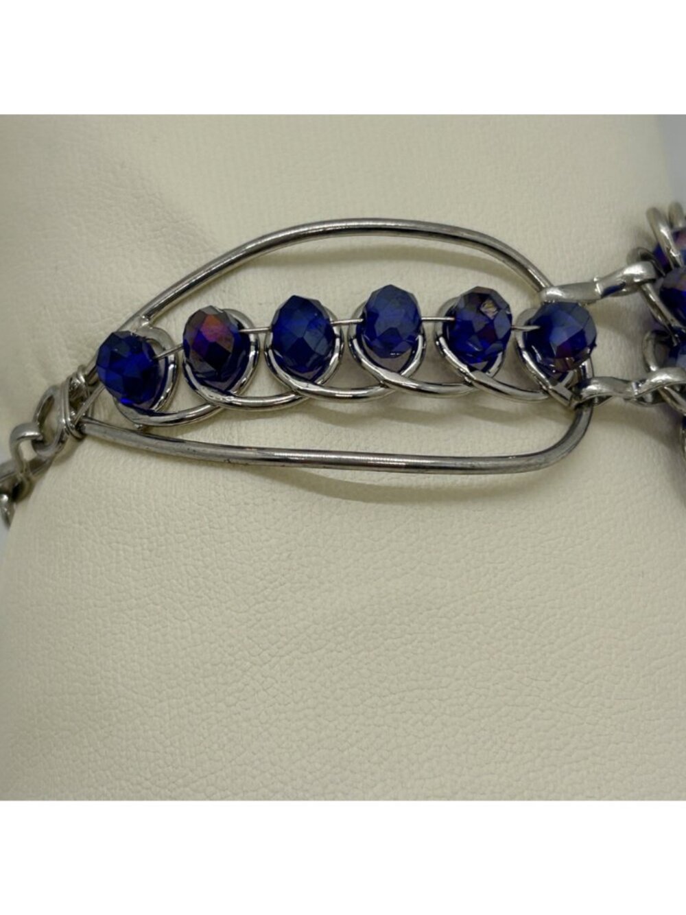 Handcrafted Silver-Tone Blue Rhinestone Crystal Floral Rosette Toggle Clasp Stat - Picture 4 of 12